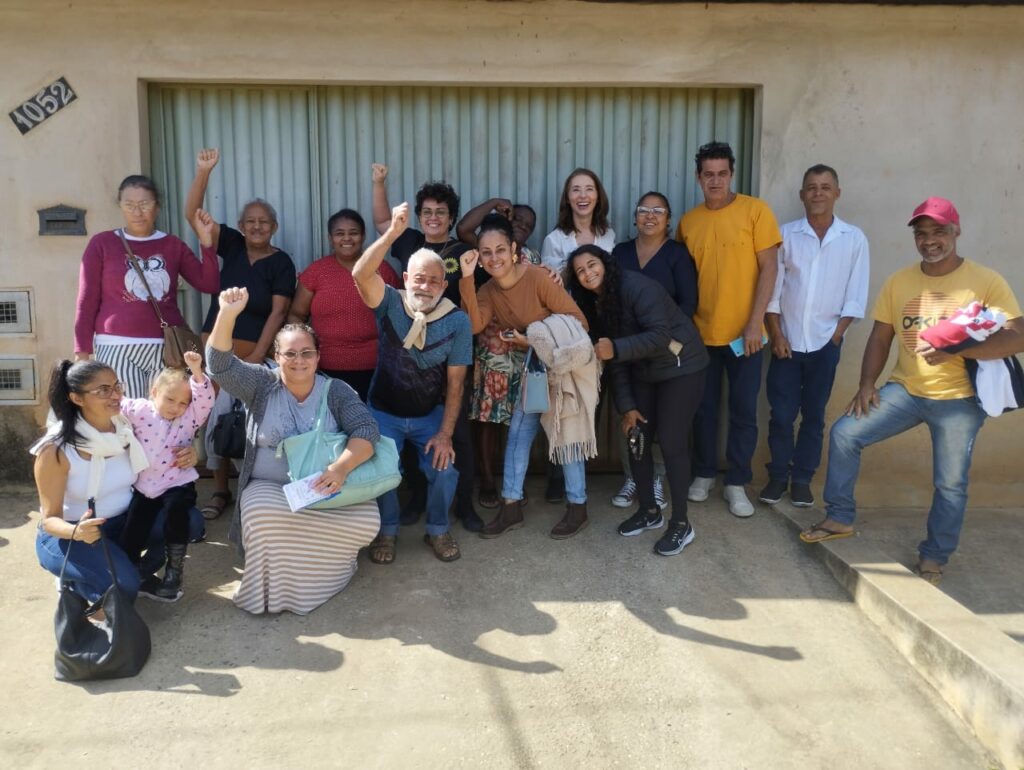 Defensora pública participa de reunião com prefeito de Sete Lagoas e fecha acordo de indenização das famílias afetadas pelas chuvas no bairro Canadá   1