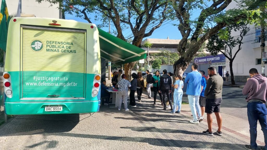 Defensoria Pública promove Dia da Vacinação para todos os públicos em frente à Unidade I, em Belo Horizonte  1